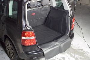 Vana do kufru Volkswagen Golf V, 5 dveř s plnohodnotnou rezervou, BOOT- PROFI CODURA